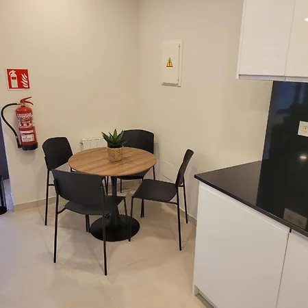 Ibero 1